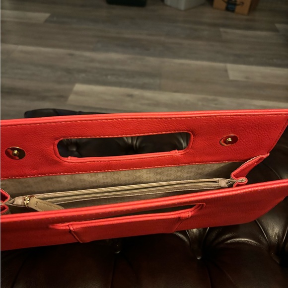 Coral Clutch - Brand New - Picture 3 of 5